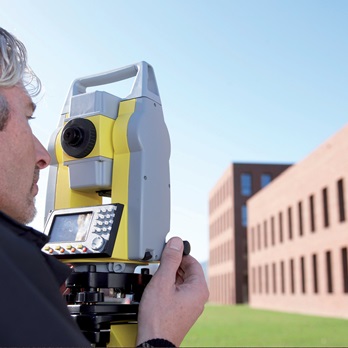 Geomax-total-station-Zoom20-