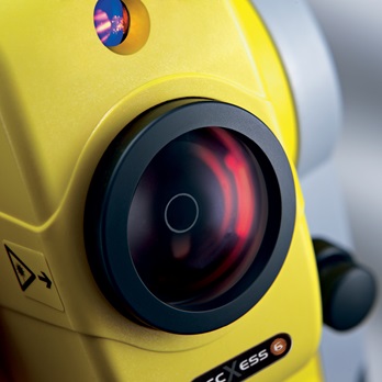 Geomax-total-station-Zoom30-pro-2