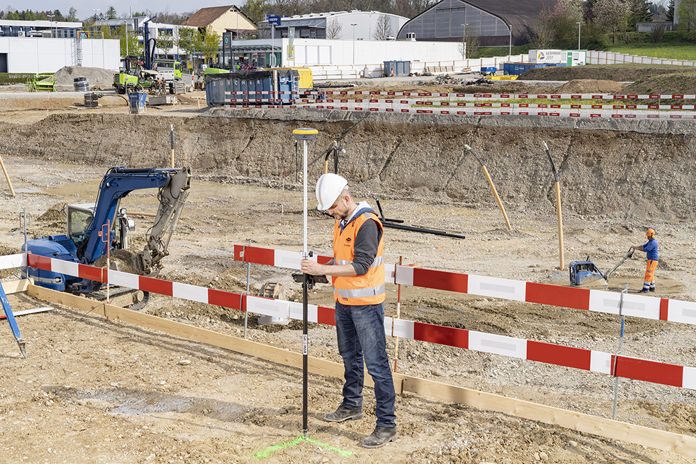 Geomax Zenith60 GPS GNSS Zenius800 Surveying 2