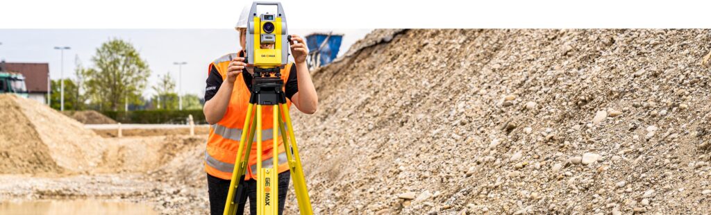 Geomax Total station